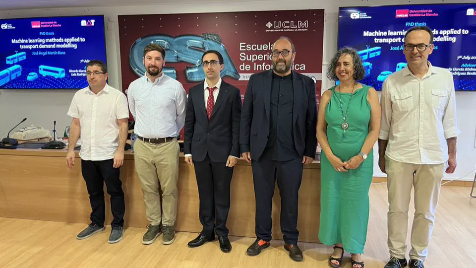 On July 7th, I defended my Ph.D. thesis in Advanced Computer Technologies